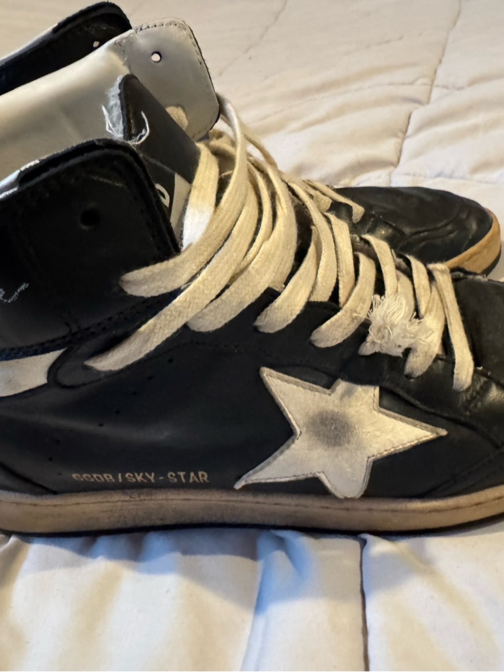 Men's Golden Goose Black High-Top Sneakers with White Star - Picture 2 of 6